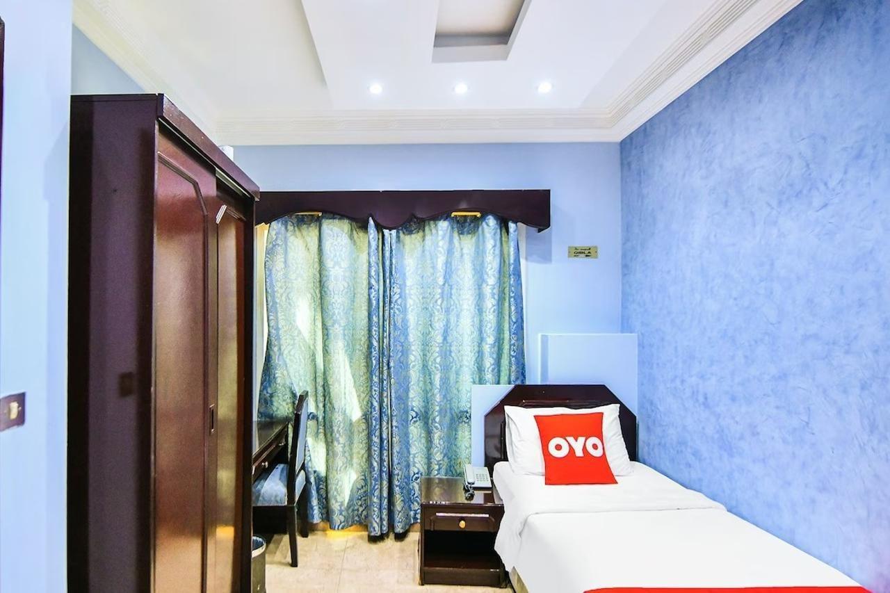 Marina Hotel Mutrah Екстериор снимка