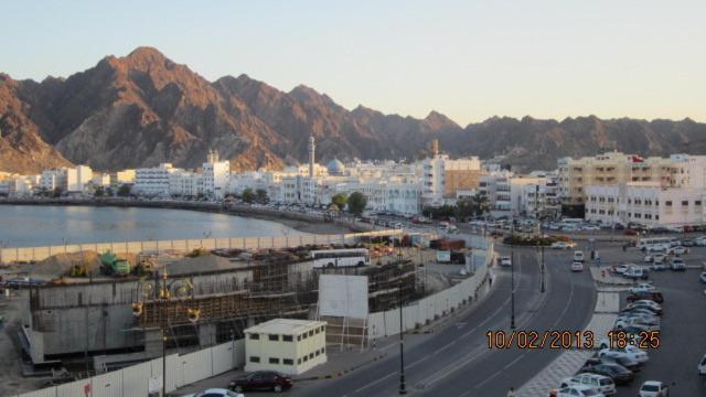 Marina Hotel Mutrah Екстериор снимка